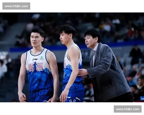 邱彪锁定双锋线拼图!山东男篮剑指季后赛,新赛季能否掀翻传统豪强? 邱彪锁定双锋线拼图!山东男篮剑指季后赛,新赛季能否掀翻传统豪强?