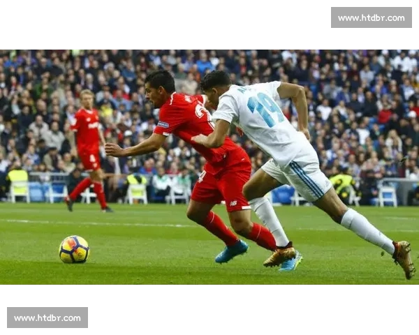 张昱杰护腿板暗藏全家福密码 训练预演助其中超关键破门