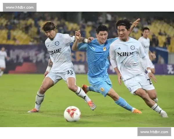 张煜东：逆转功臣感谢队友支持 雨天主场成制胜关键