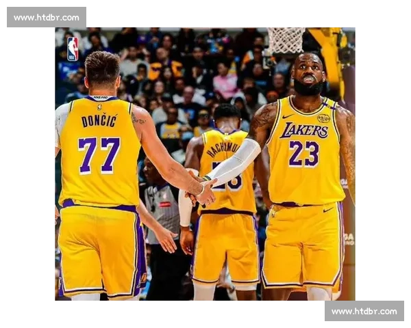 湖人热火巅峰对决直播解析 詹姆斯领衔焦点之战全程看点精彩瞬间回顾